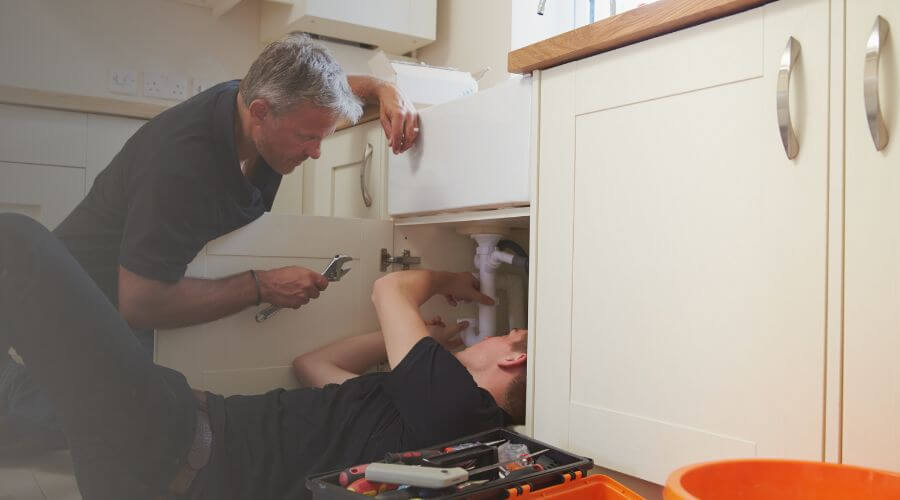 Expert burst pipe repair services in Lampasas, TX